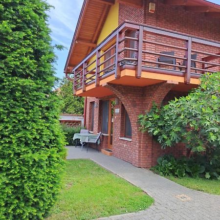 Rozmaring Apartmanok Дьюла Экстерьер фото